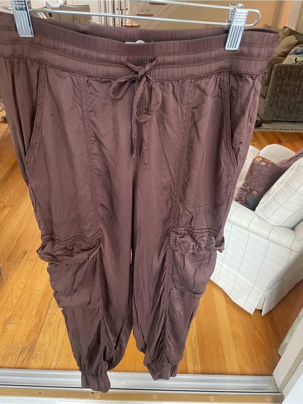 Aerie Chocolate Brown Satin Cargo Joggers Pants Drawstring Small - Picture 6 of 7